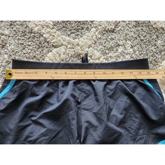 Under Amour Shorts Sz M Womens Semi Fitted Running Gym Active Workout Black Blue - Picture 3 of 7